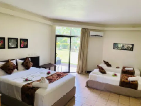 Hotel Oasis