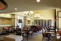 阿林頓北娛樂區歡朋套房酒店達拉斯 - 早餐