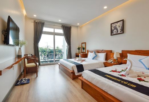 떠이닌 Golden Central Hotel