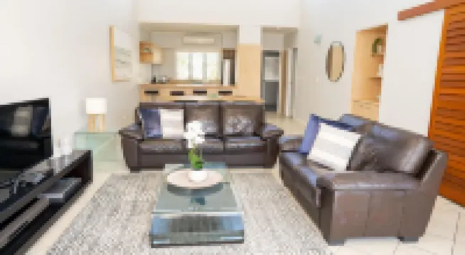 Montpellier Boutique Resort - Airport Shuttle