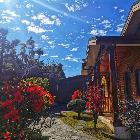 Xitou Yun Zhuan Homestay Отели рядом с достопримечательностью «Парк Sun Link Sea»