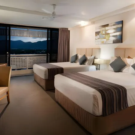 Rydges Esplanade Resort Cairns Hotels in Cairns North