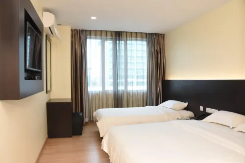 H-5 Inn - 2-Star
