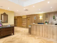 MÉDICIS Home Dijon les Petites Roches Hotels in Dijon