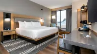The Key Hotel Dubuque, Tapestry Collection by Hilton