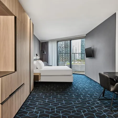 Vibe Hotel Melbourne Docklands