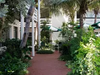 Sea Beach Plaza Hotels near Pier Sixty-Six