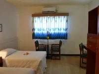 西廣場市區飯店 - 機場接送