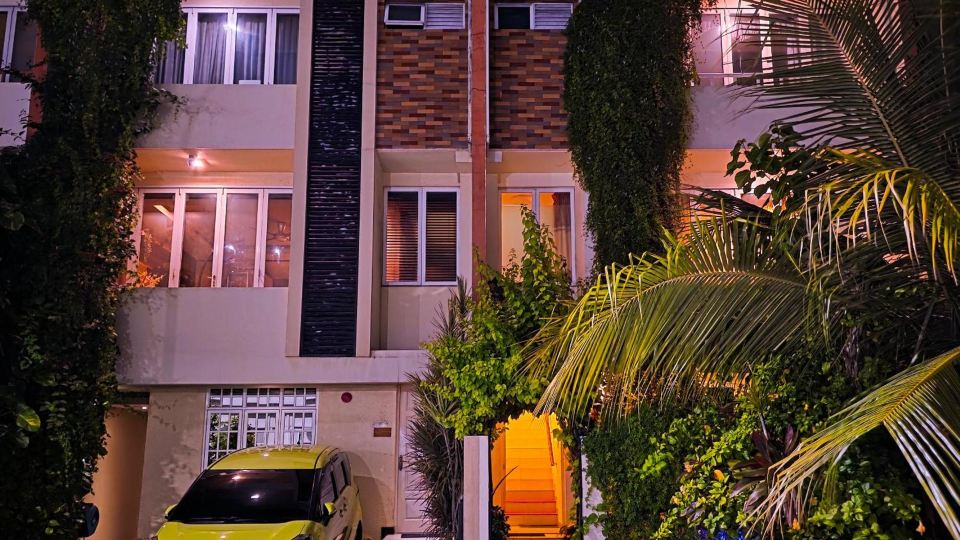 Reef Guest House
