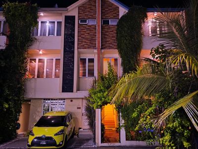 Reef Guest House