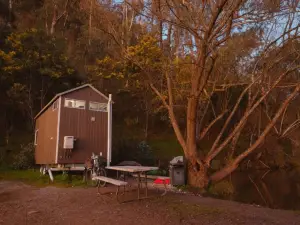 Quiet Lake House in Winery by Tiny Away