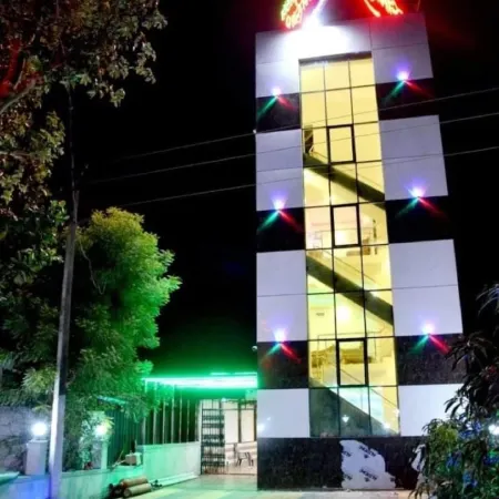 Hotel Shalimar Executive, Uran Islampur
