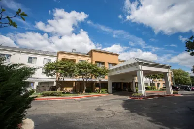 Courtyard Memphis East/Bill Morris Parkway Hotel in zona Strayer University