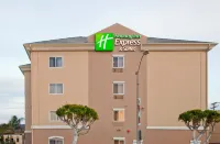Holiday Inn Express & Suites LOS ANGELES AIRPORT HAWTHORNE by IHG Hotels in Hawthorne