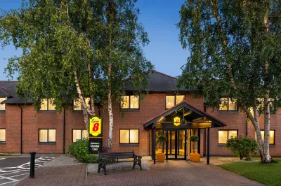 Super 8 by Wyndham Chester East Hotels in 