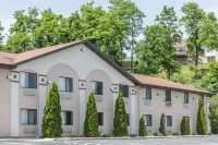 Super 8 by Wyndham Thurmont Hotels in Thurmont