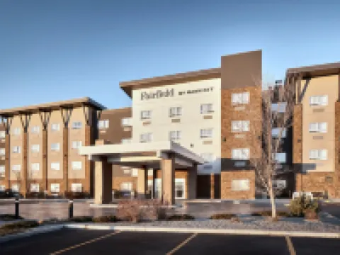 Airdrie Inn and Suites Hotels in Airdrie