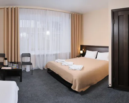 Pavlov Hotel オムスクのホテル