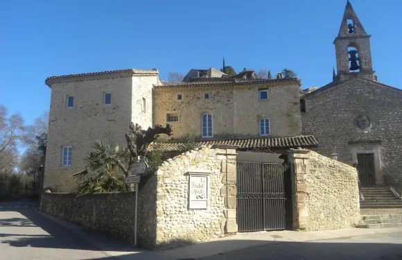 拉巴斯緹德薩維諾樂旅館