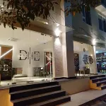 De Mandarin Hotel in zona Kamadhenu Kshetra