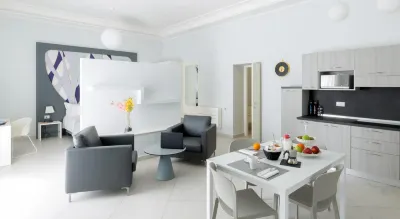 Dioniso’s Luxury Apartments Municipio
