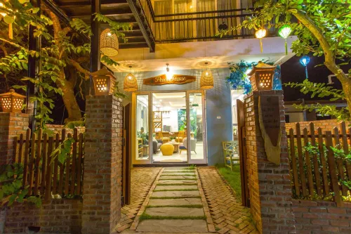 Peach House Hotels in Hoi An
