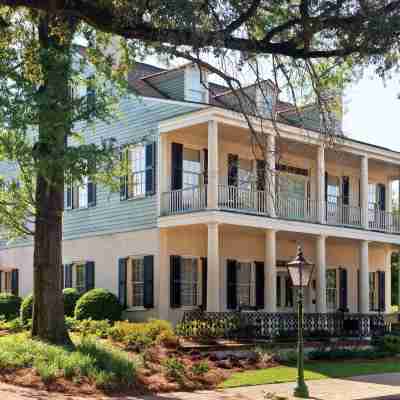 Fort Conde Inn - Mobile Hotel Exterior