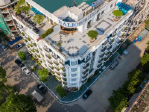 Halios Luxury Halong Hotel Hotels near Ha Long Bay