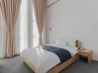 Incheon Aiport Airrelax Hotel Hotel dekat Unseo-dong