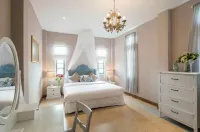 The Eyrie Hotels in Pak Chong