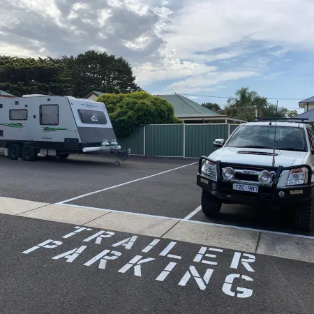 Arthur Phillip Motor Inn