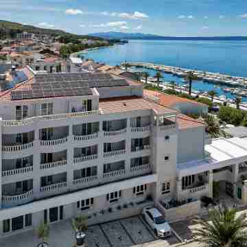 Hotel Laurentum Hotel Exterior