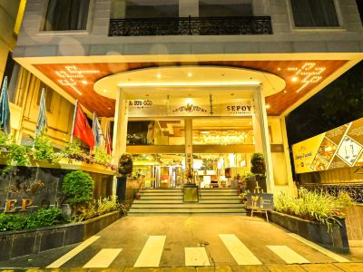 Hotel Sepoy Grande