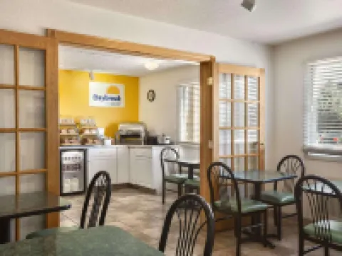 Days Inn by Wyndham Billings Hotels in Billings