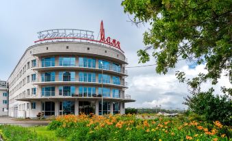 Mayak Hotel Korpus Om