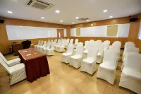 Hotel High Point Hotels in Tiruchirappalli