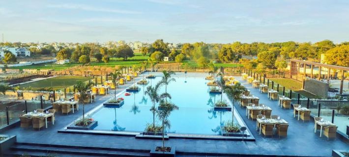 Essentia Luxury Hotel Indore Hoteles en Indore