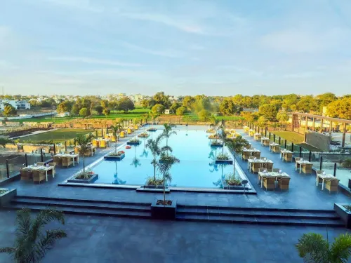 Essentia Luxury Hotel Indore - 5-Star