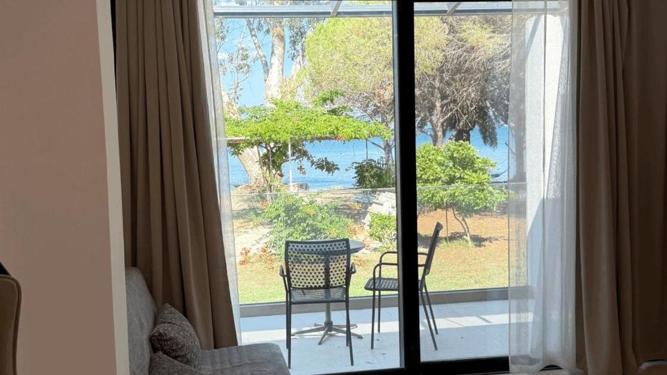 Captains Studios & Apartments