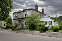 Victoria Square & the Orangery - parking