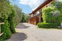 Agriturismo Scuderia Castello - Villas