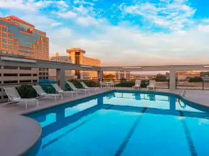 Sheraton Kansas City Hotel at Crown Center