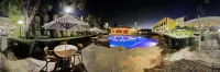 Holiday Inn QUERETARO-CENTRO HISTORICO by IHG - Swimmingpools