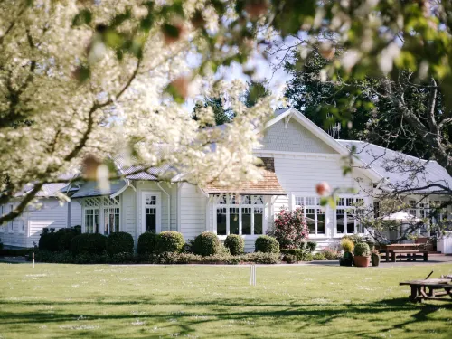 Wallingford Homestead Hotels in Wallingford