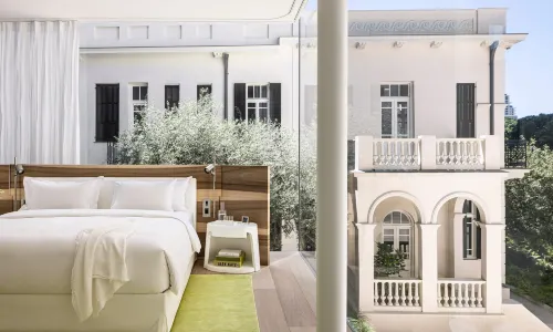 R48 Hotel and Garden