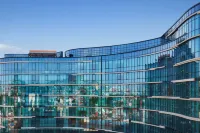Paragraph Freedom Square, a Luxury Collection Hotel, Tbilisi Hotel dekat Музей Авлабарской Нелегальнои Типографии Кавказского Союзного Комитета Р.С.Д.Р.П. ИМ.И.В.Сталина