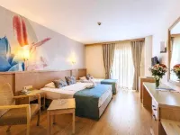 Sural Resort Hotel فنادق في Colakli