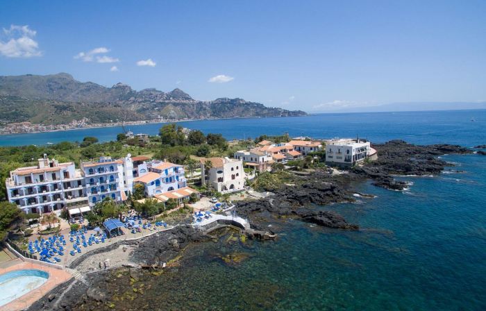 Kalos Hotel