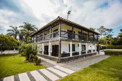 Finca Hotel Palmas Del Edén Hotels near أرمينيا