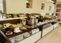 Hotel 88 Jember by WH - breakfast